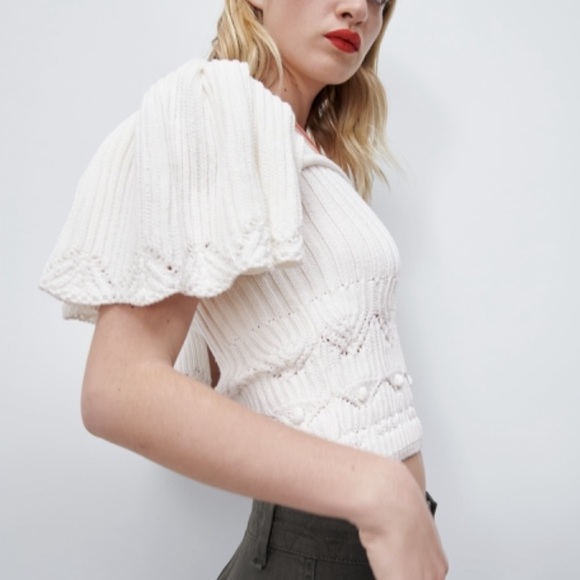 Zara White Ruffle Shoulder Puff Sleeve Knit Top - Small - Picture 3 of 13